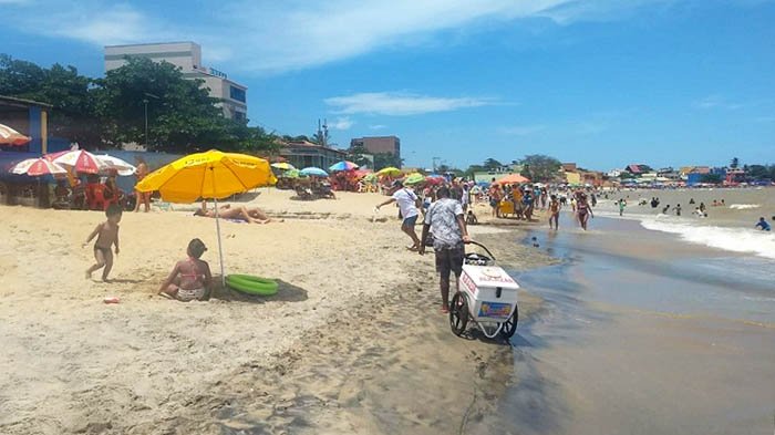 Praia da Areia Preta - Marataízes