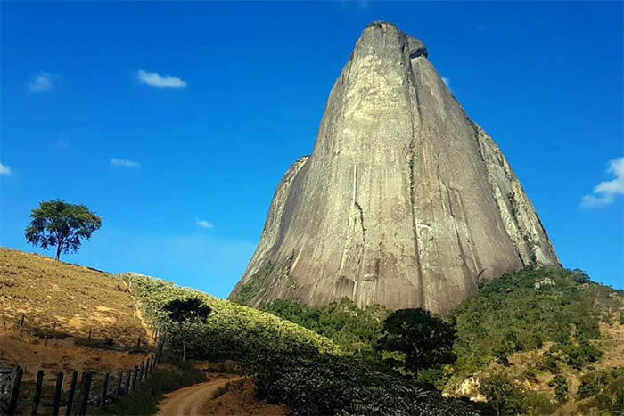 Pedra da Fortaleza - Nova Venécia - ES