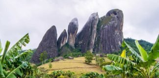 Pedra dos Cinco Pontões