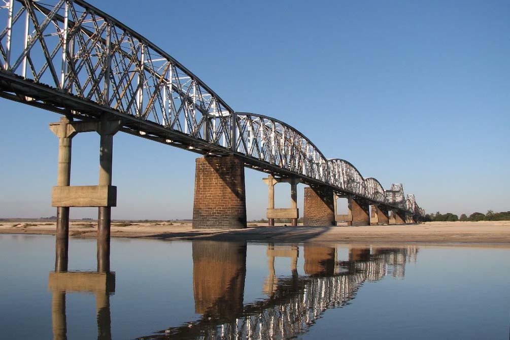 Ponte ferroviária de Cacequi