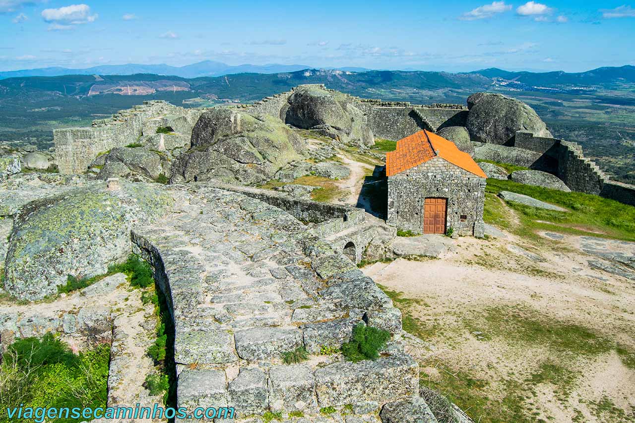 Igreja de Santa maria do castelo de Monsanto