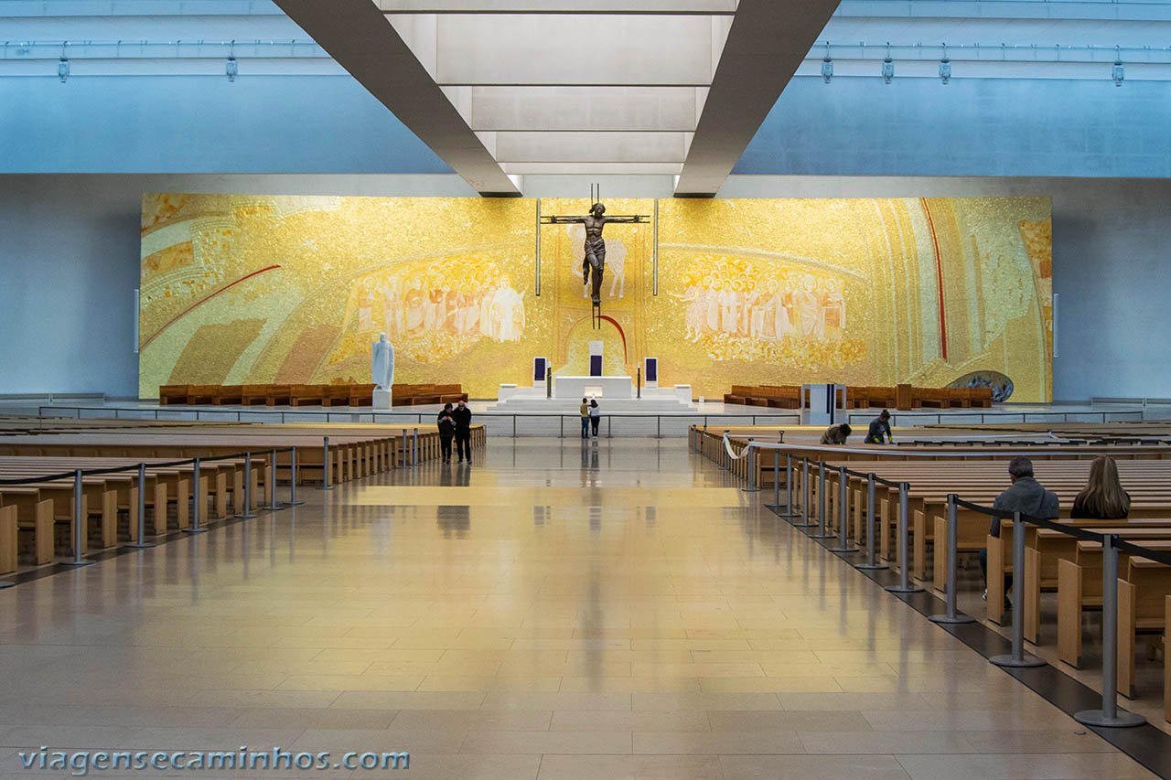 Basílica da Santíssima Trindade - Fátima