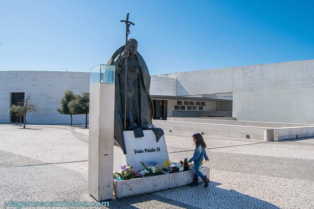 Estátua de João Paulo II - Fátima