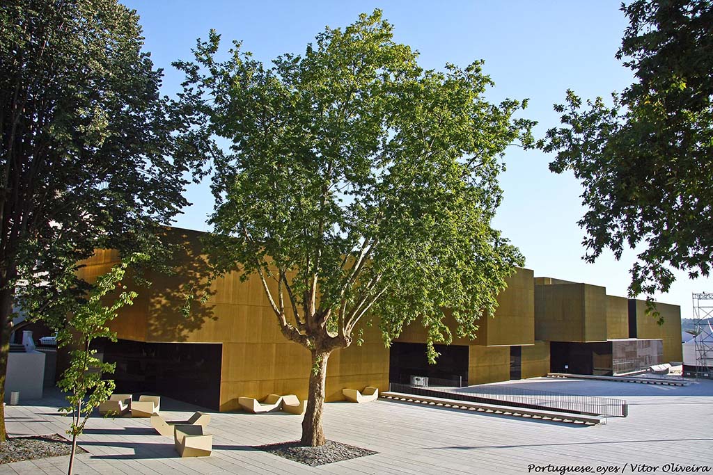 Centro Internacional de Artes José Guimarães