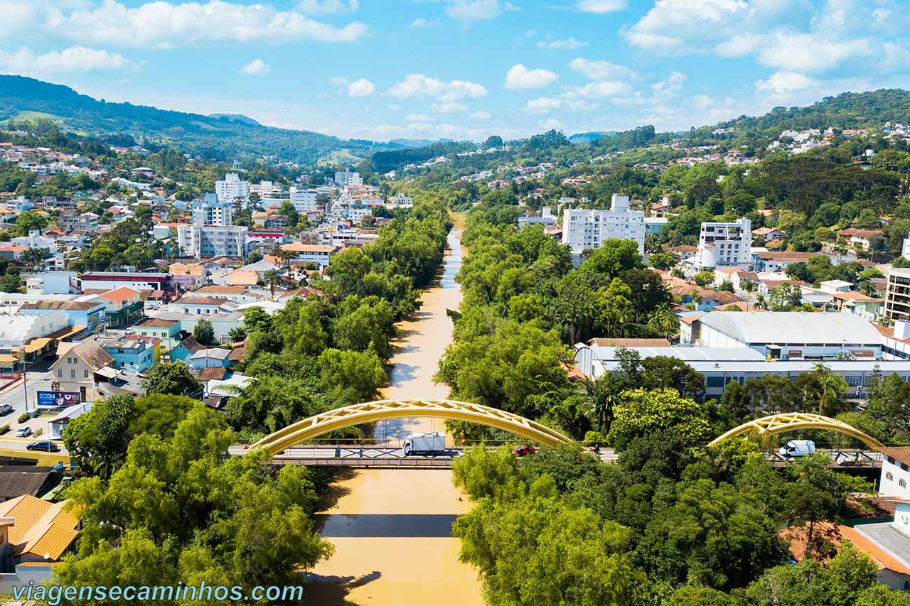Ponte dos Arcos - Pico da Bandeira - Rio do Sul