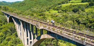 Ponte Ferroviária do rio Saltinho