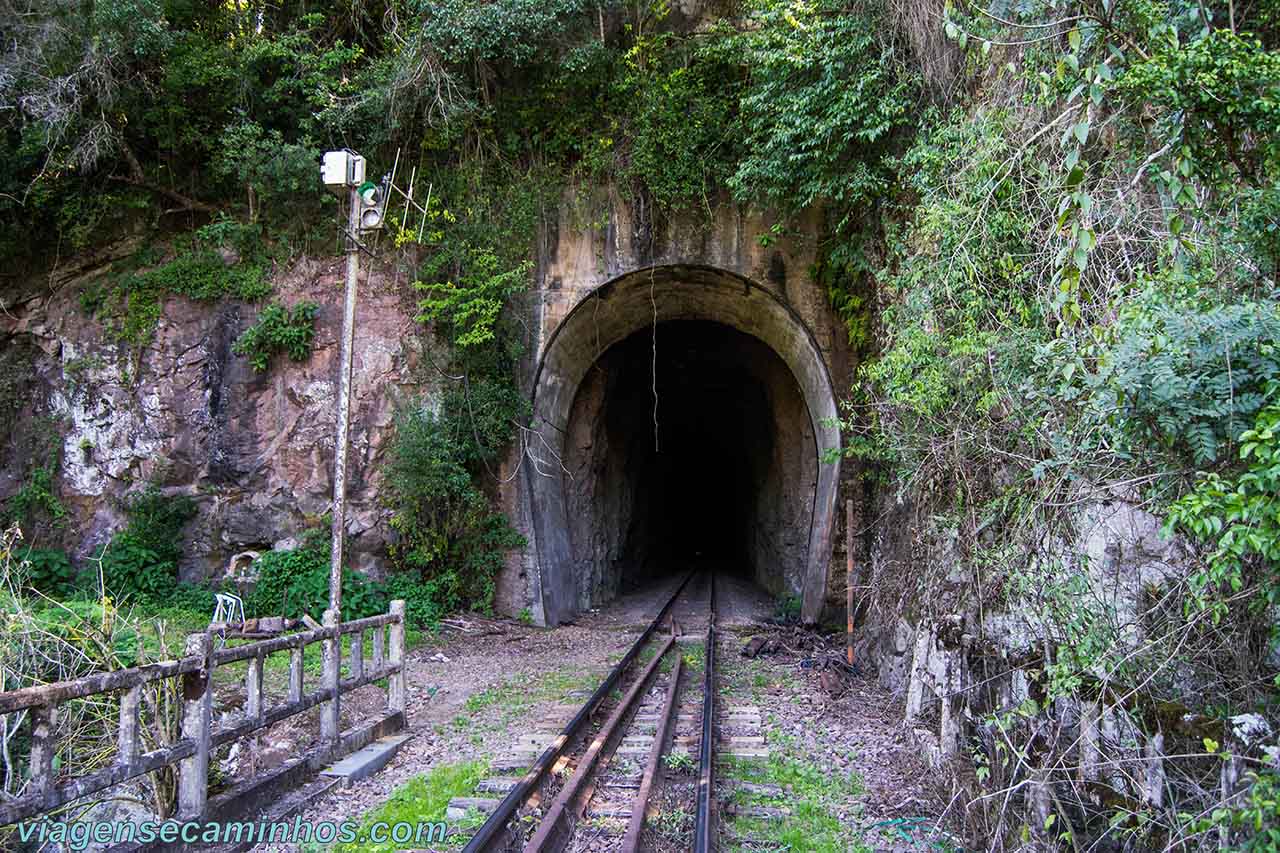Túnel do trem