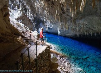 Gruta do Lago Azul