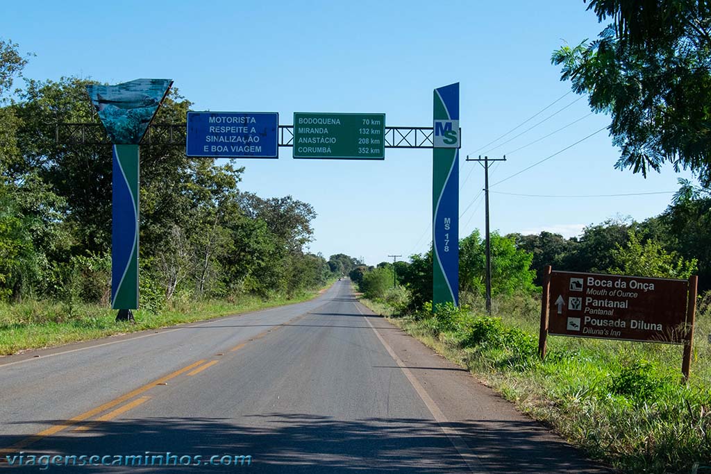 Rodovia entre Bonito e Bodoquena