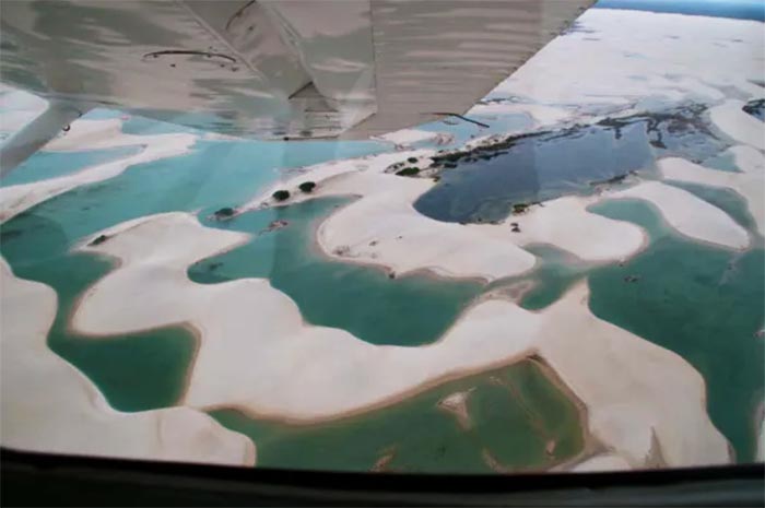 Passeio de avião nos Lençóis Maranhenses