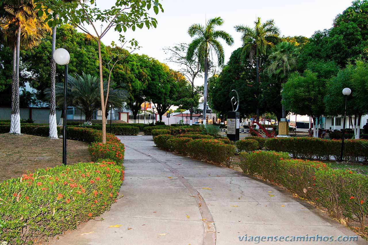 Praça Alípio Carvalho - Carolina MA