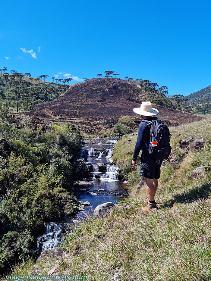 Cachoeira na Trilha do Pico do Rinoceronte