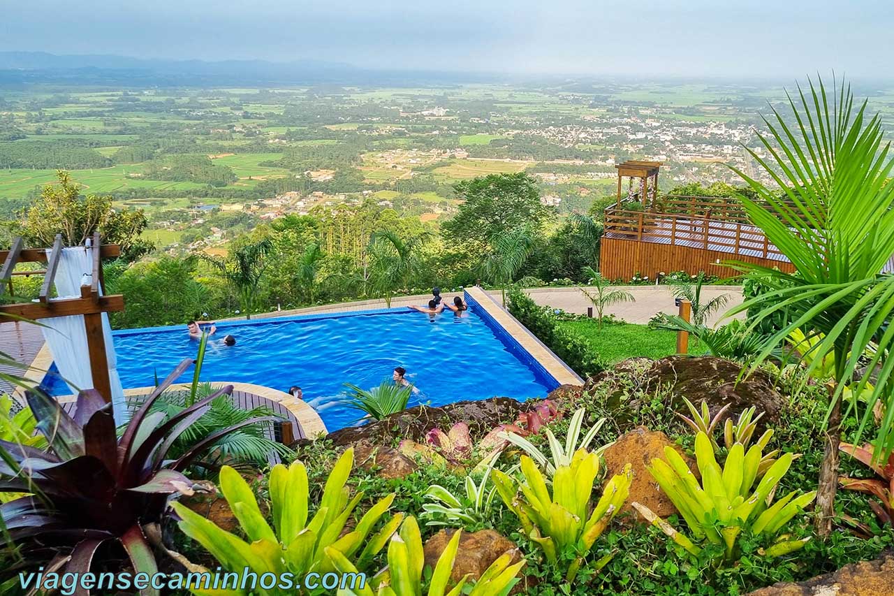 Piscina da pousada Discovery Canyon