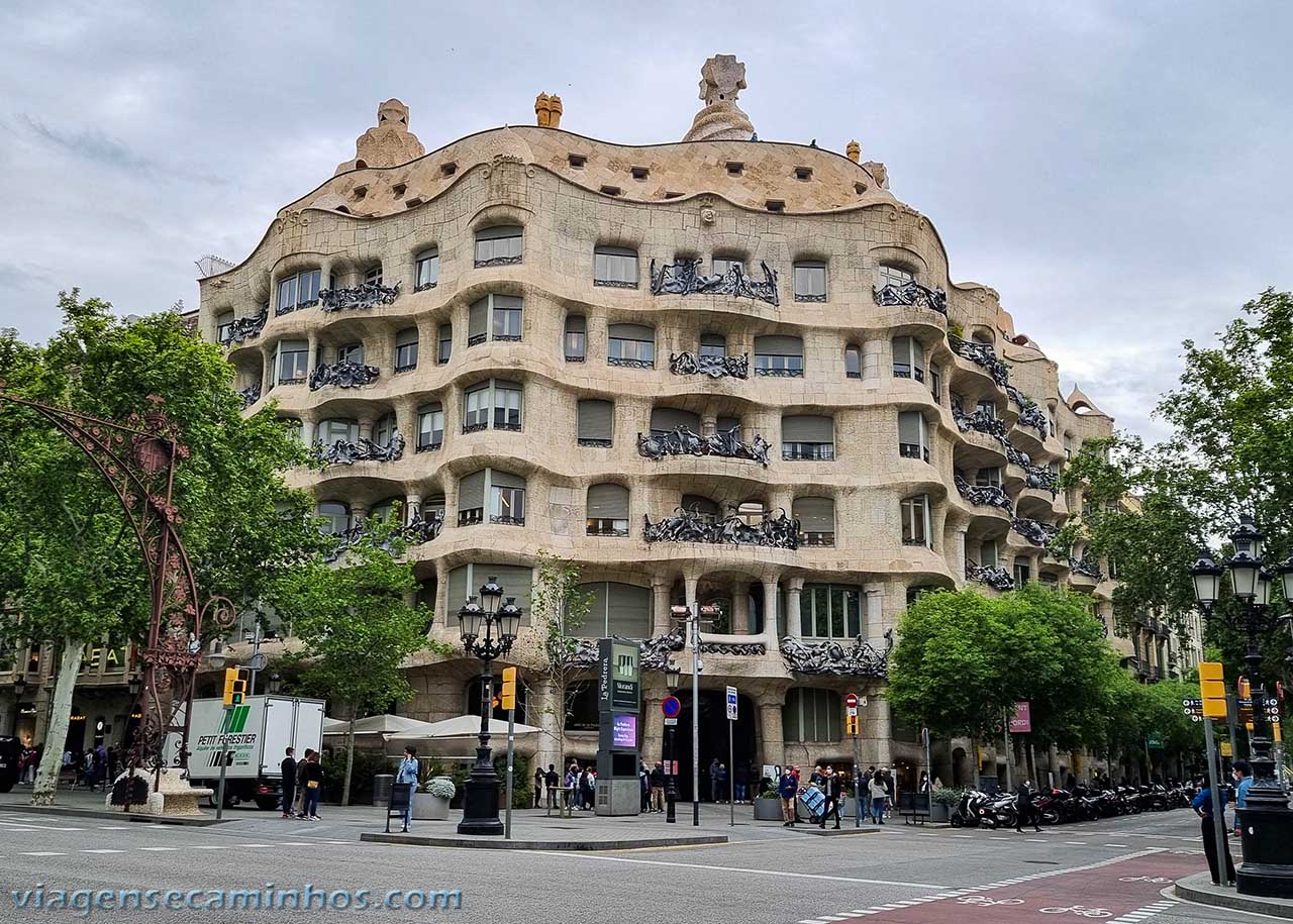Pontos turísticos Barcelona - Casa Milá