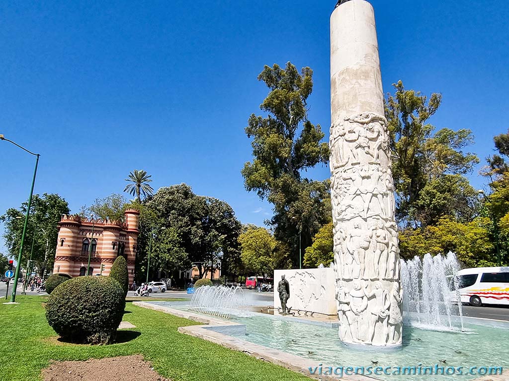 Pontos turísticos de Sevilha - Monumento a Juan Sebastian de Elcano