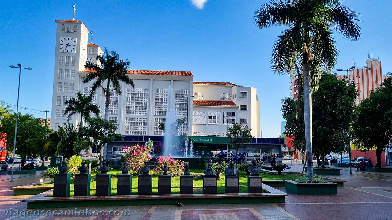 O que fazer em Cuiabá - Praça Alencastro