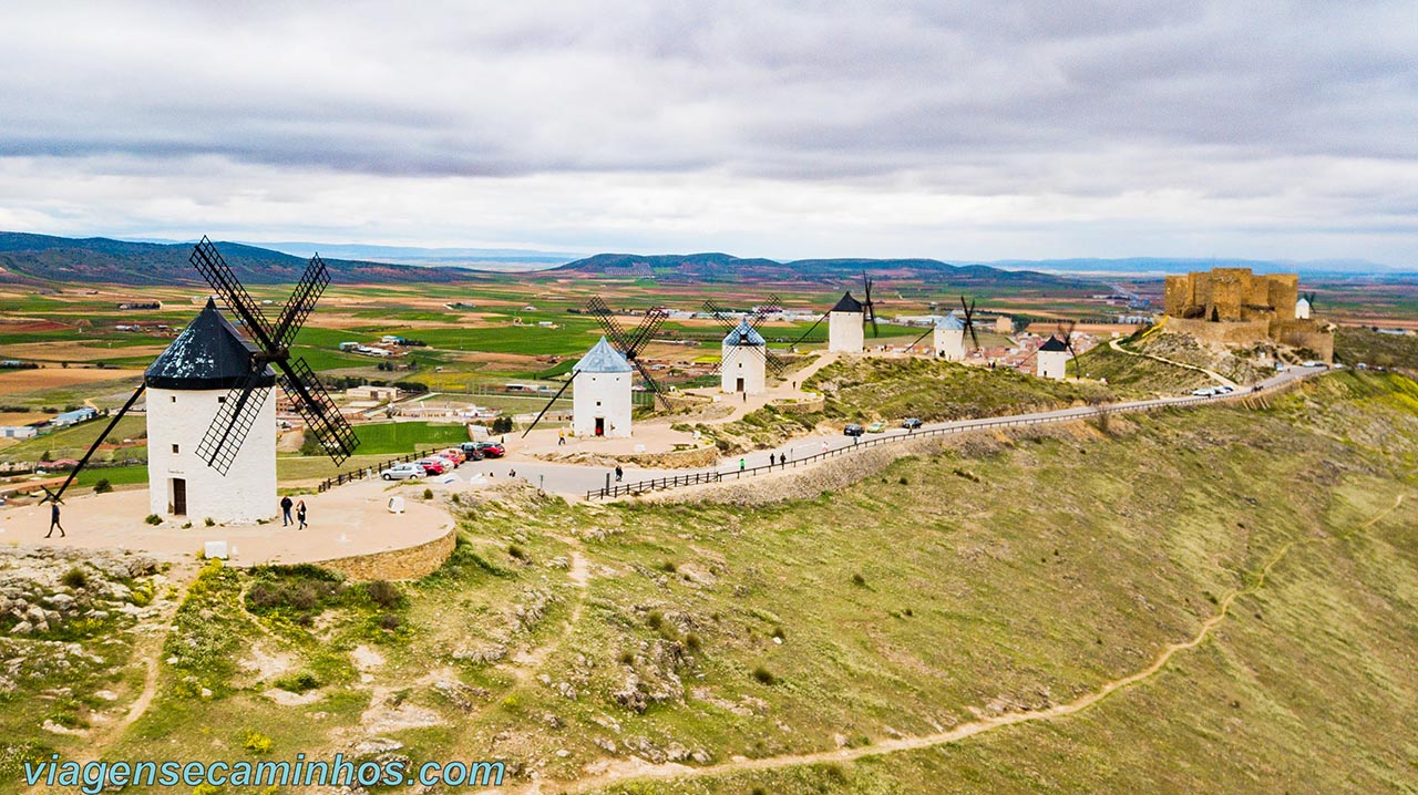 Moinho De Vento Medieval De Don Quixote No La Mancha De Castilla