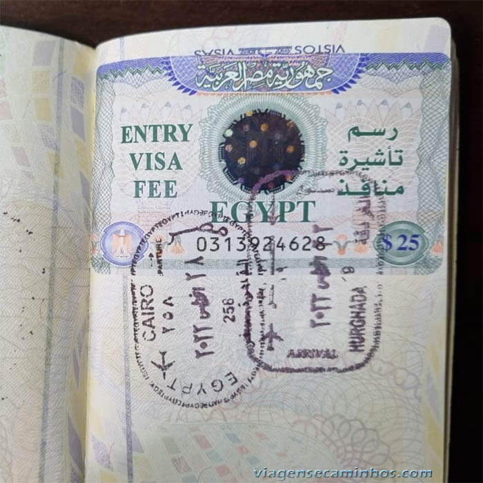 Visto do Egito e carimbo no passaporte