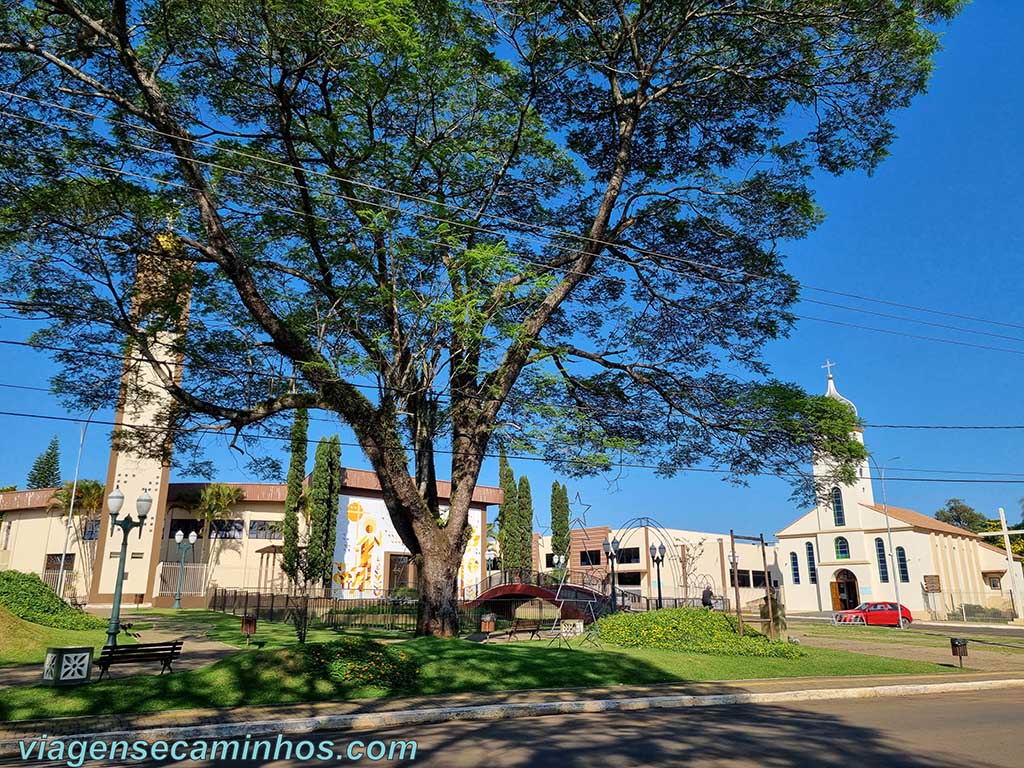 Arapoti - Praça Romana Duarte de Camargo