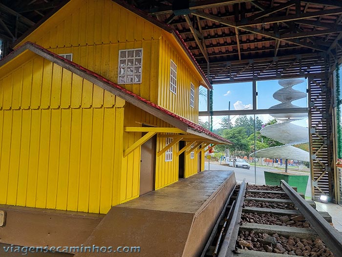 Réplica da Estação ferroviária de Sengés PR