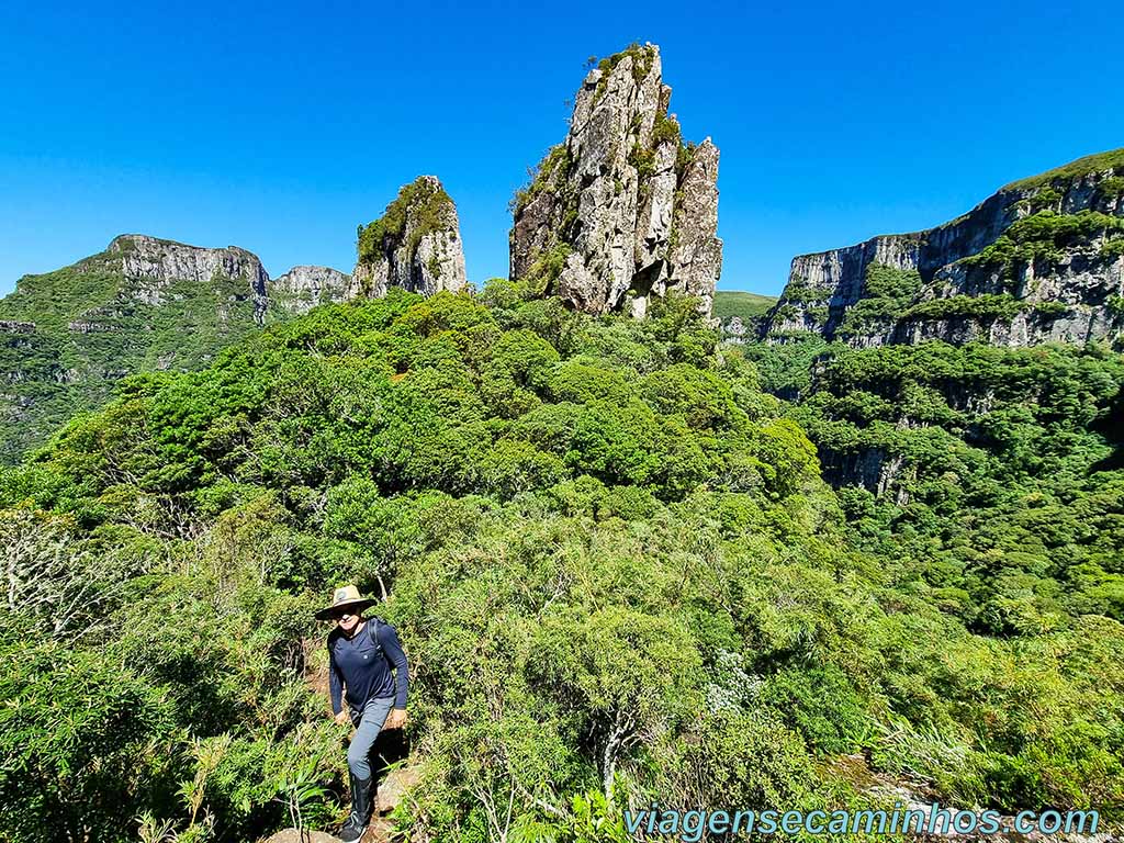 Trilha da Pedra Furada