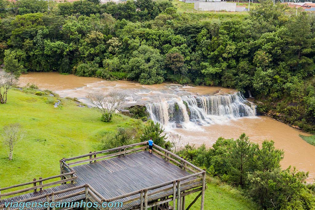 Jaguariaíva - Cachoeira do Parque Linear do Rio Capivari