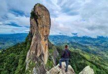 Pedra do Baú