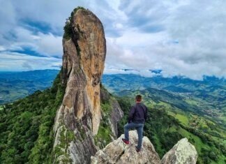 Pedra do Baú