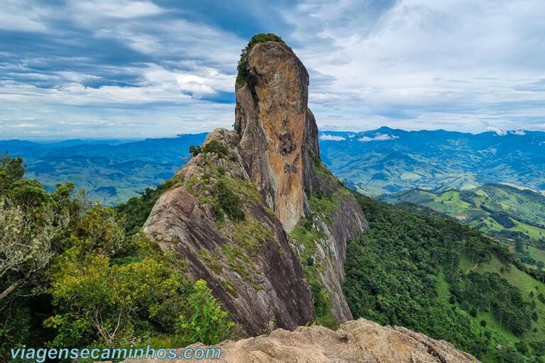 Pedra do Baú - São Bento do Sapucaí - Viagens e Caminhos