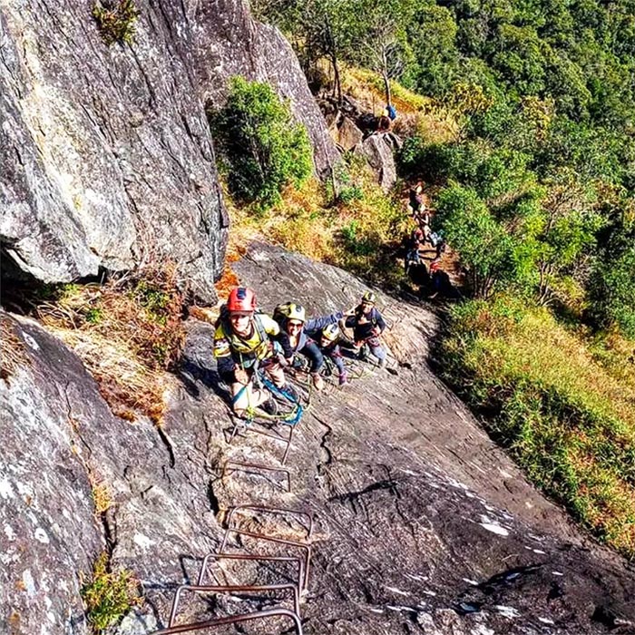 Via Ferrata da Pedra do Baú – Crédito: @bauecoturismo