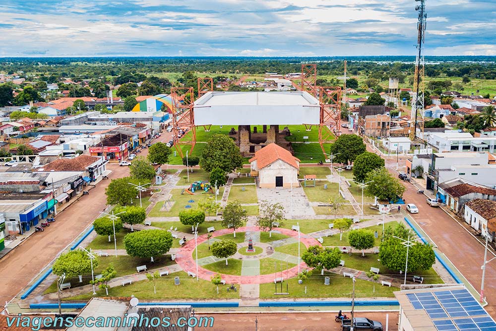 Vila Bela da Santíssima Trindade - Praça Central