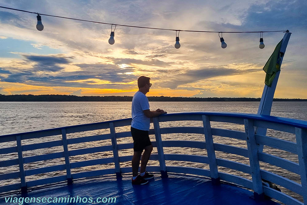 Passeio de barco pelo Rio Madeira - Porto Velho - Rondônia