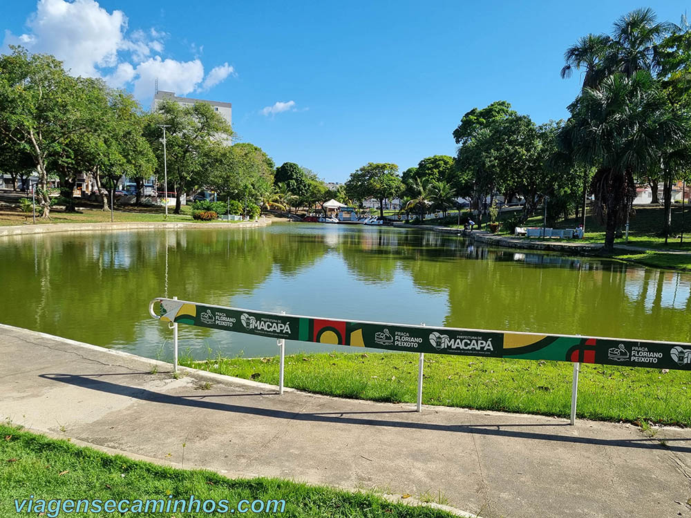 Macapá - Lago na Praça Floriano Peixoto