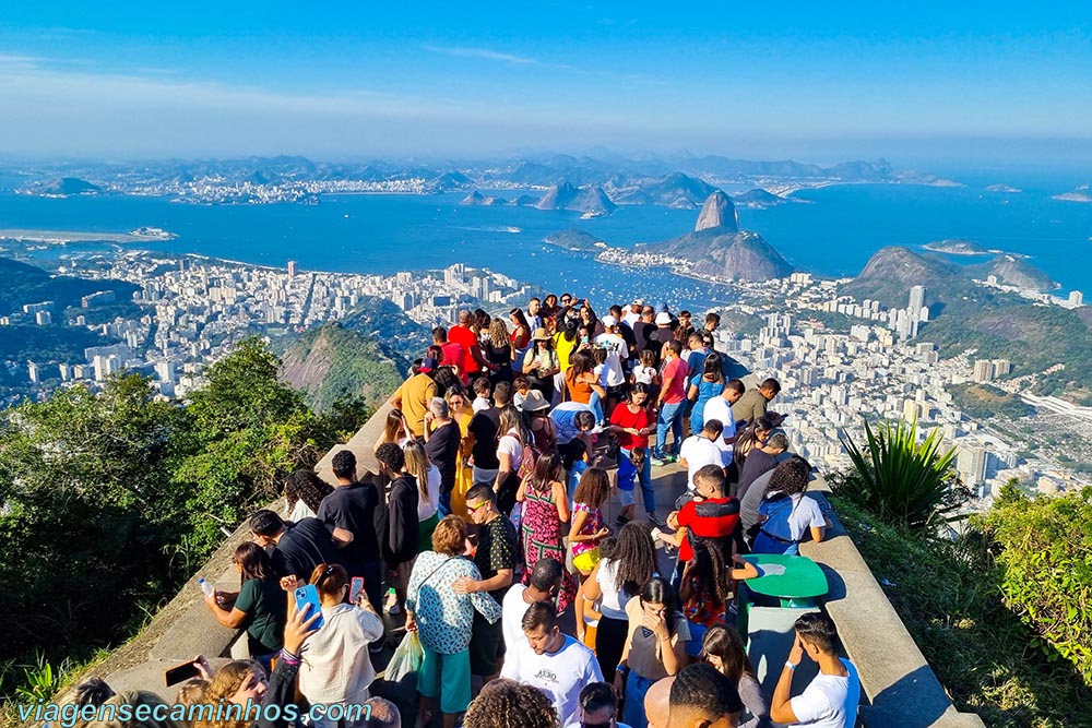 Mirante do Cristo Redentor lotado