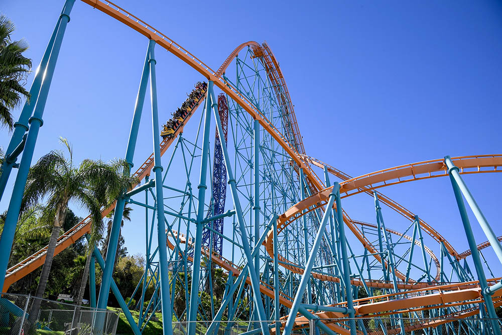 Six Flags Magic Mountain - Los Angeles