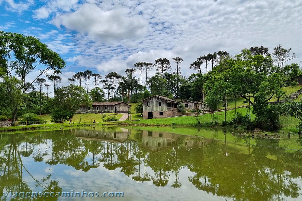 Orleans - Lago no Museu ao Ar Livre