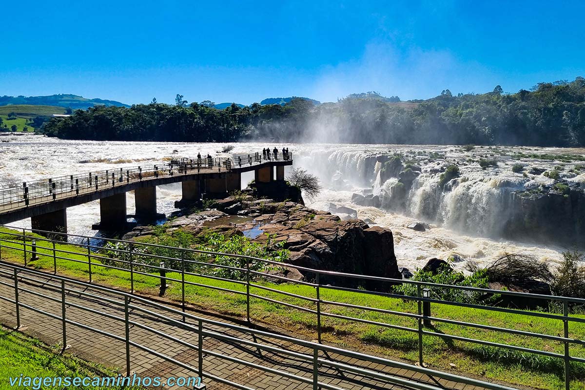 Salto Saudades - Cataratas de Quilombo