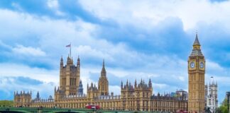 Big Ben e Parlamento Britânico - Londres, Inglaterra