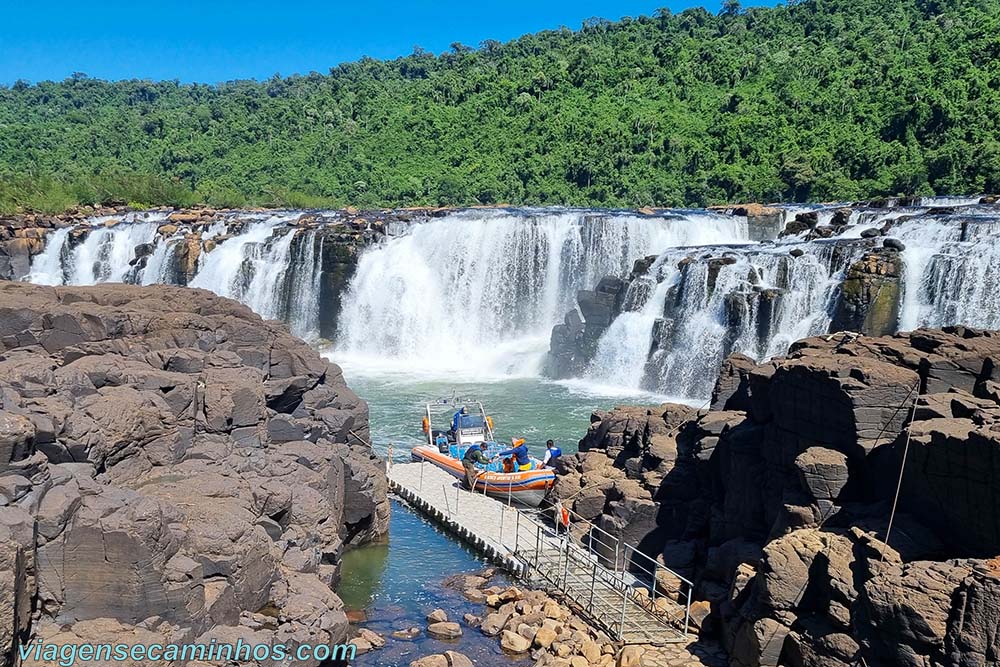 Macuco Yucumã - passeio de barco no Salto do Yucumã