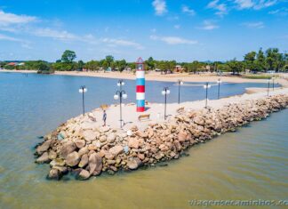 Farol de Barra do Ribeiro