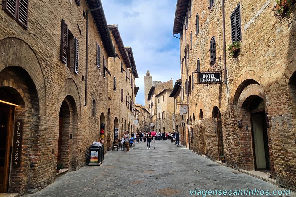 San Gimignano rua principal