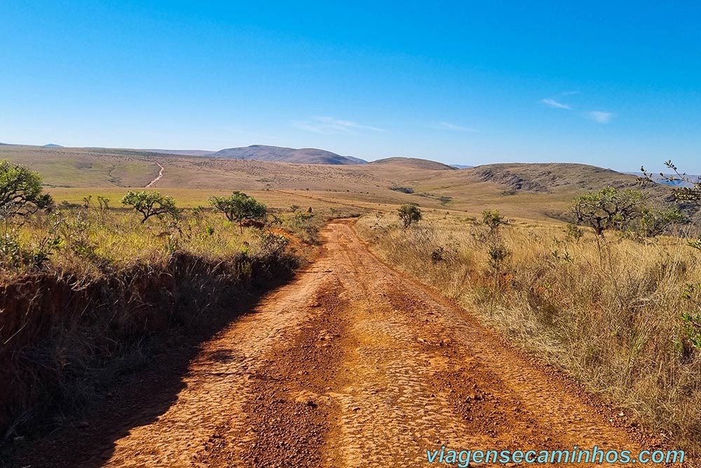 Estrada no parque nacional da Serra da Canastra