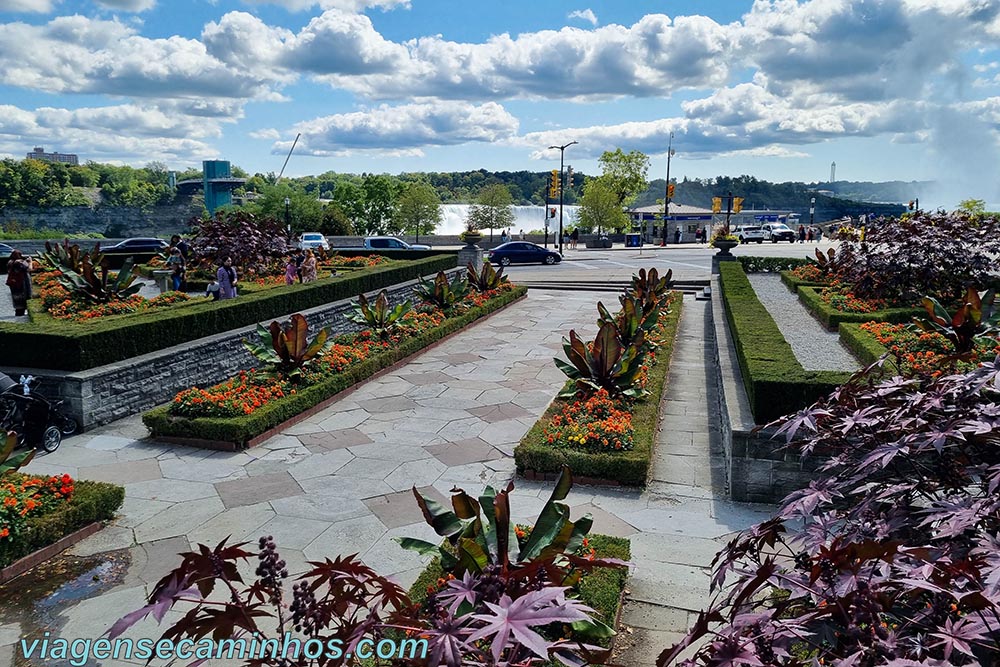 Oakes Garden Theatre - Niagara Falls