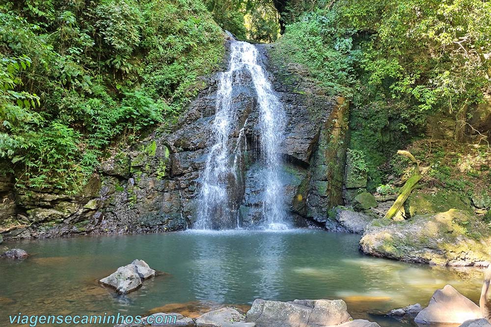 Cachoeira da gruta Linha Arroio Bonito - Coqueiro Baixo