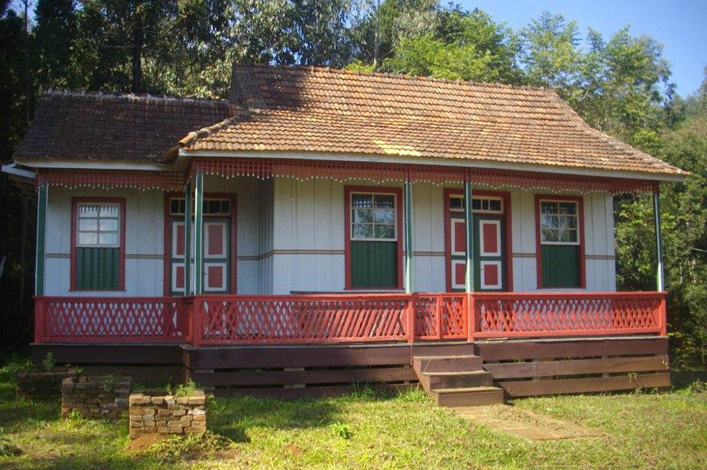 Casa Ucraniana no parque Histórico Iguassu - União da Vitória