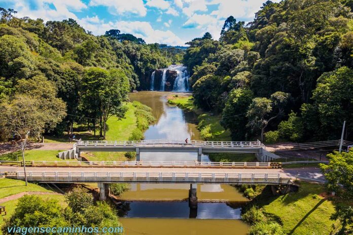 Cachoeira do Rio Espingarda - Porto Vitória - Paraná Cachoeira do Rio Espingarda - Porto Vitória - Paraná
