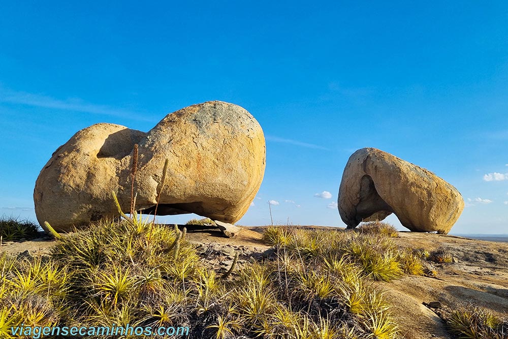 Pedras no Lajedo do Pai Mateus