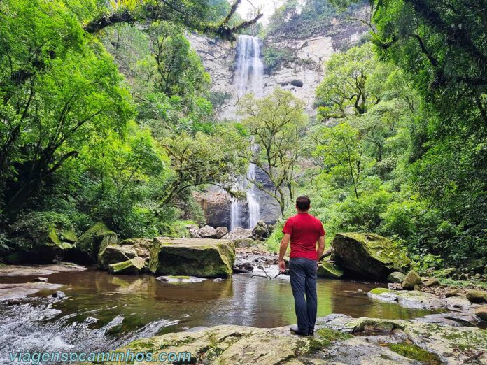 Cascata Quebra Cabo - Riozinho Cascata Quebra Cabo - Riozinho