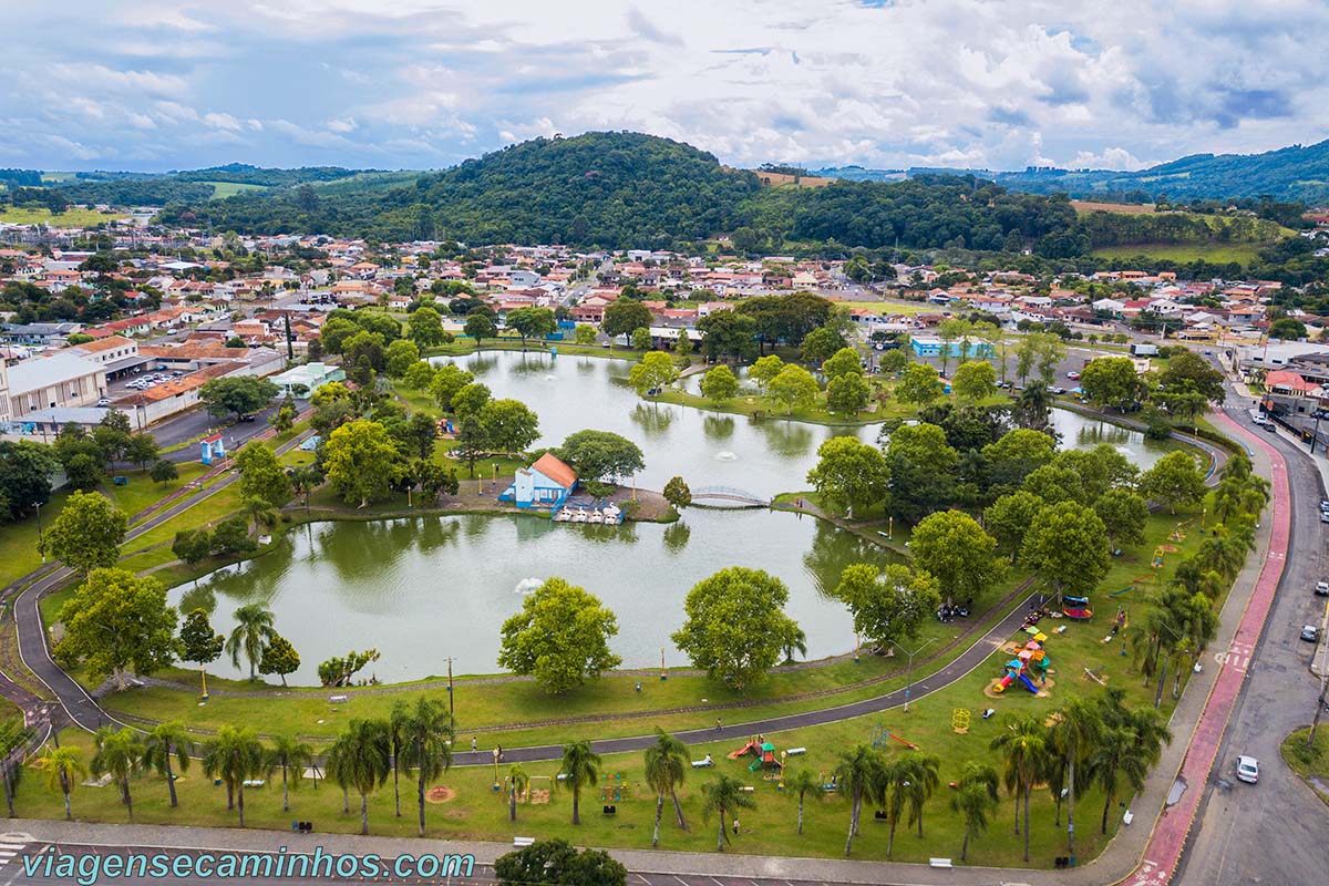 Irati: vista aérea do parque Aquático