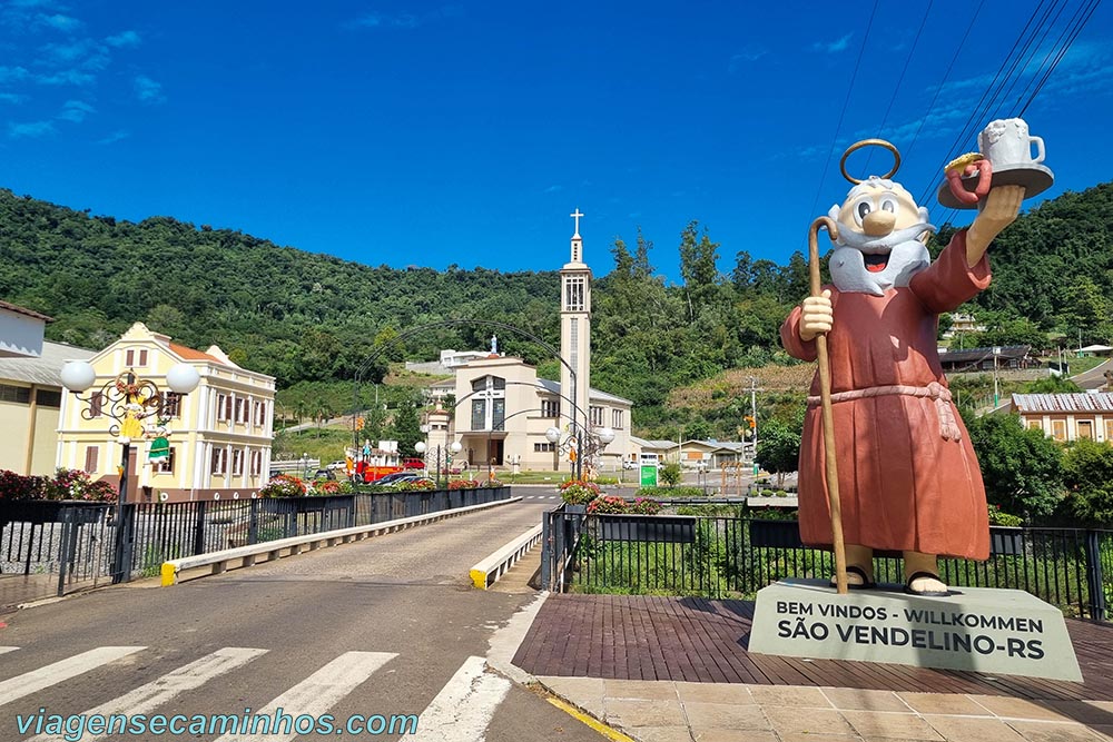 Estátua de São Vendelino